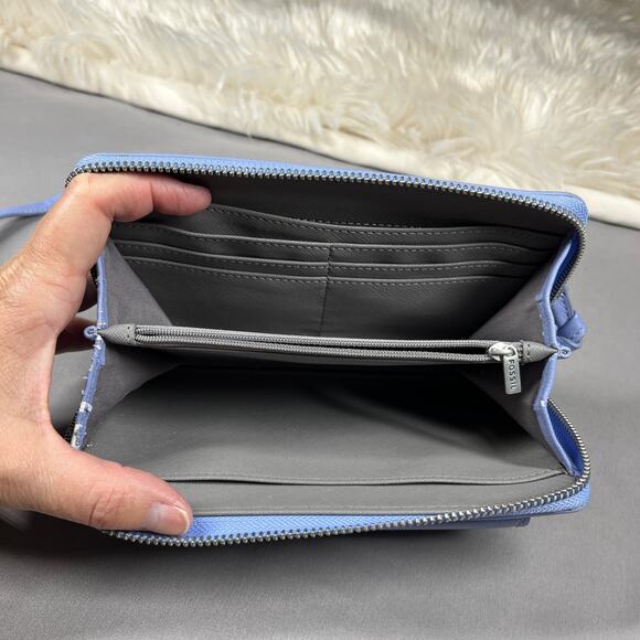 Fossil Faye String Wallet Crossbody Lavender with Removable Crossbody Strap - Picture 9 of 15